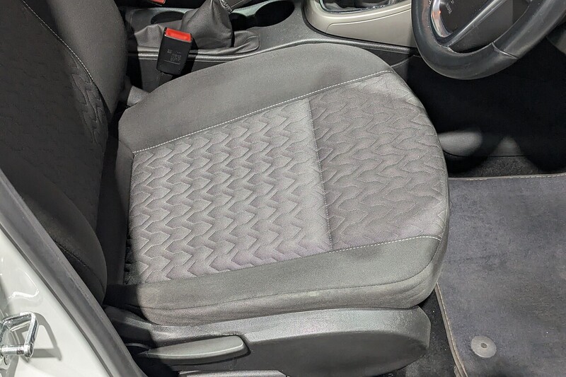 Used Vauxhall Astra 2013 for sale - 77906001: Photo 20