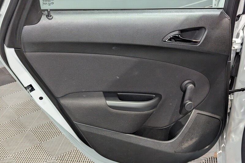 Used Vauxhall Astra 2013 for sale - 77906001: Photo 25