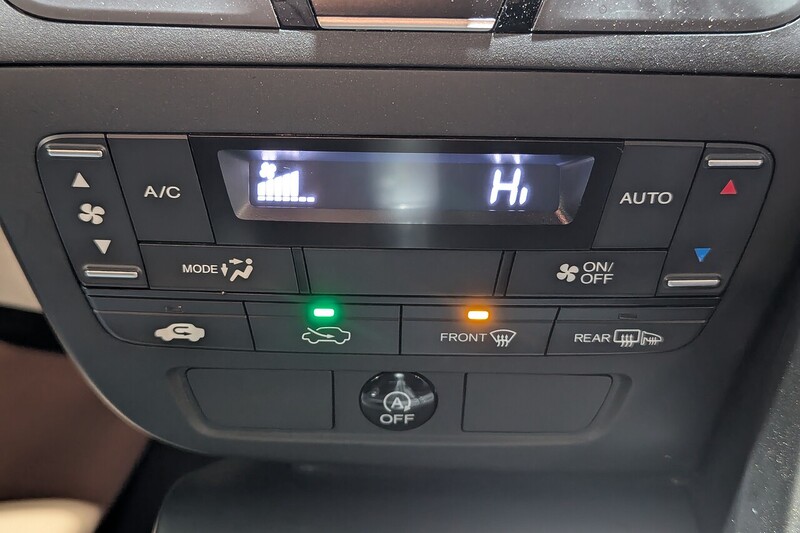 Used Honda Civic 2015 for sale - 76798877: Photo 19