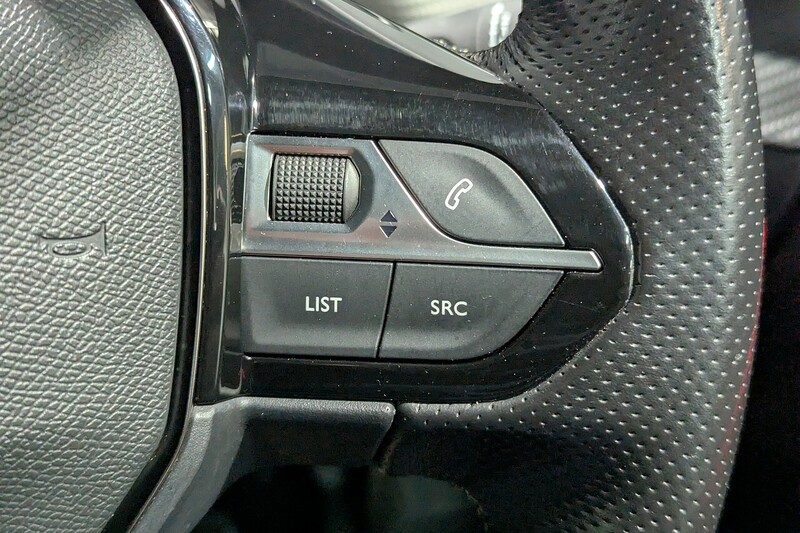 Used Peugeot 208 2020 for sale - 77932636: Photo 15