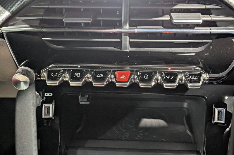 Used Peugeot 208 2020 for sale - 77932636: Photo 22