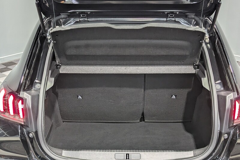 Used Peugeot 208 2020 for sale - 77932636: Photo 31