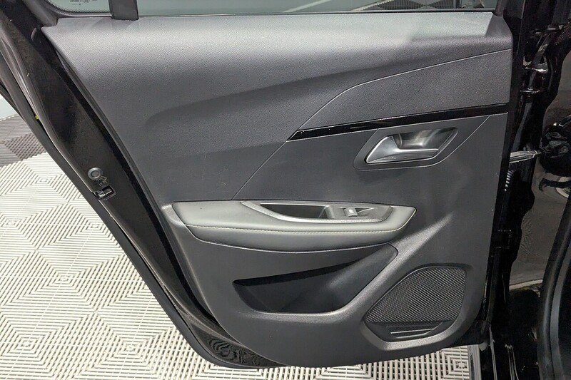 Used Peugeot 208 2020 for sale - 77932636: Photo 32