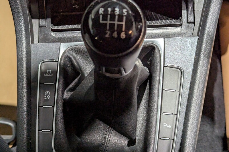 Used Volkswagen Golf 2017 for sale - 76651015: Photo 23