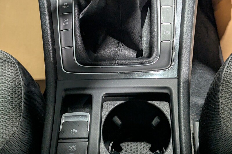 Used Volkswagen Golf 2017 for sale - 76651015: Photo 25