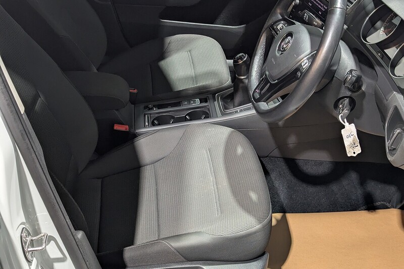 Used Volkswagen Golf 2017 for sale - 76651015: Photo 27