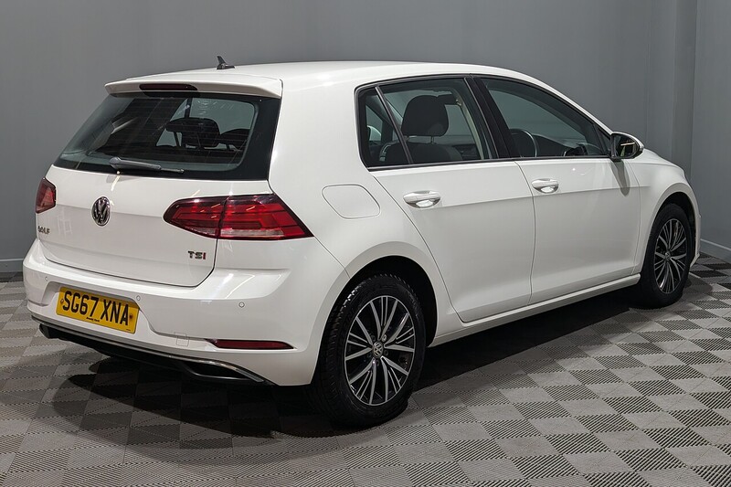 Used Volkswagen Golf 2017 for sale - 76651015: Photo 9