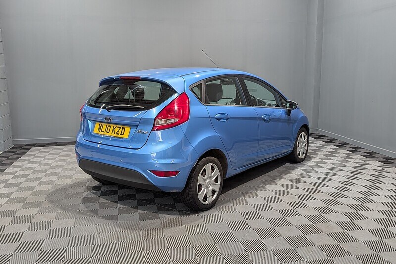 Used Ford Fiesta 2010 for sale - 77850939: Photo 9