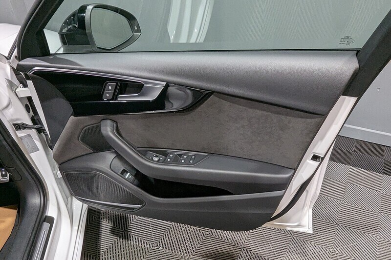 Used Audi A4 Avant 2020 for sale - 76651018: Photo 27