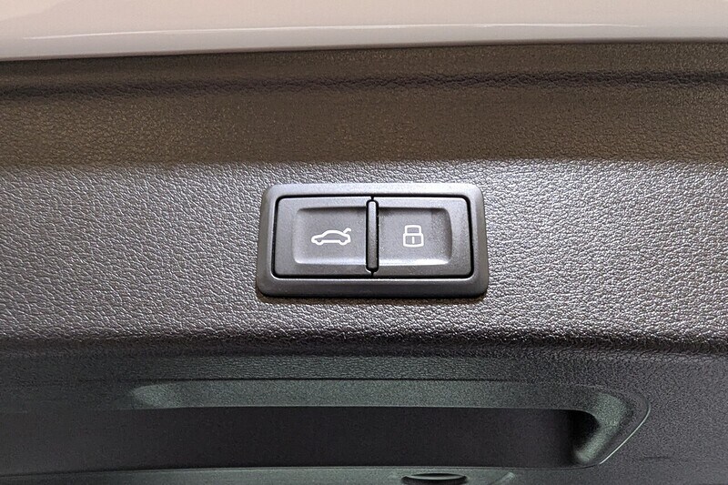 Used Audi A4 Avant 2020 for sale - 76651018: Photo 34