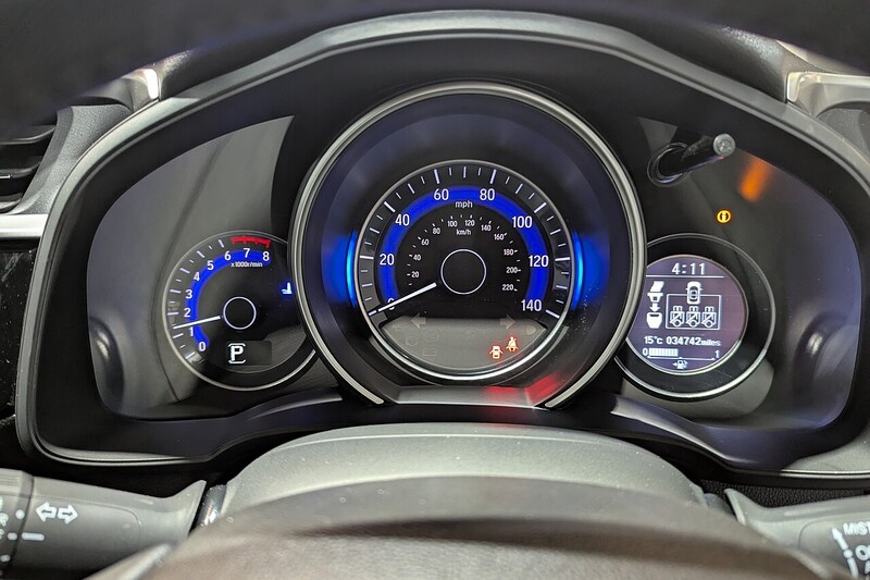 Used Honda Jazz 2016 for sale - 76626833: Photo 10