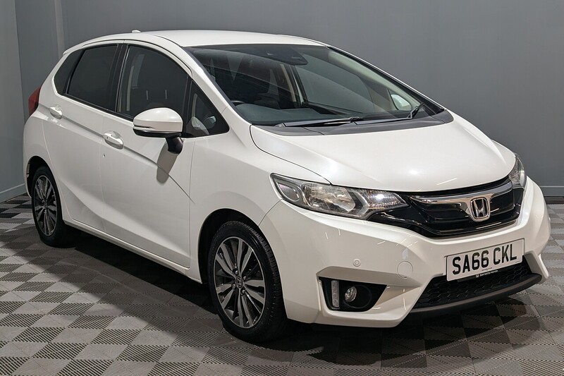 Used Honda Jazz 2016 for sale - 76626833: Photo 4