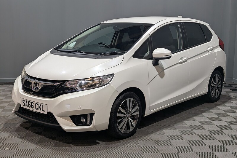 Used Honda Jazz 2016 for sale - 76626833: Photo 6