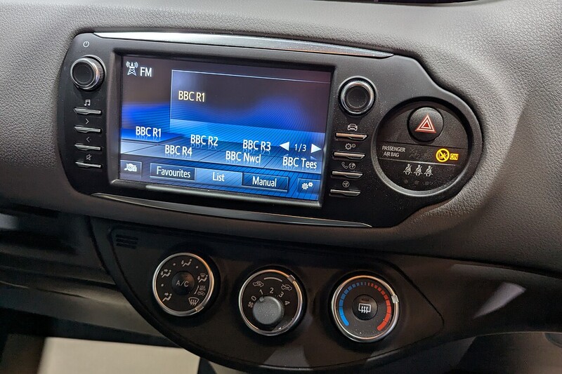 Used Toyota Yaris 2019 for sale - 76618266: Photo 27