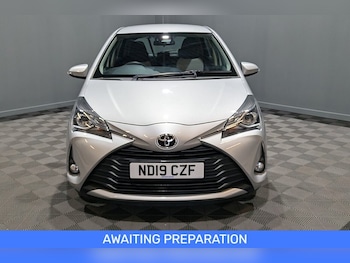 Used Toyota Yaris 2019 for sale - 76618266: Photo