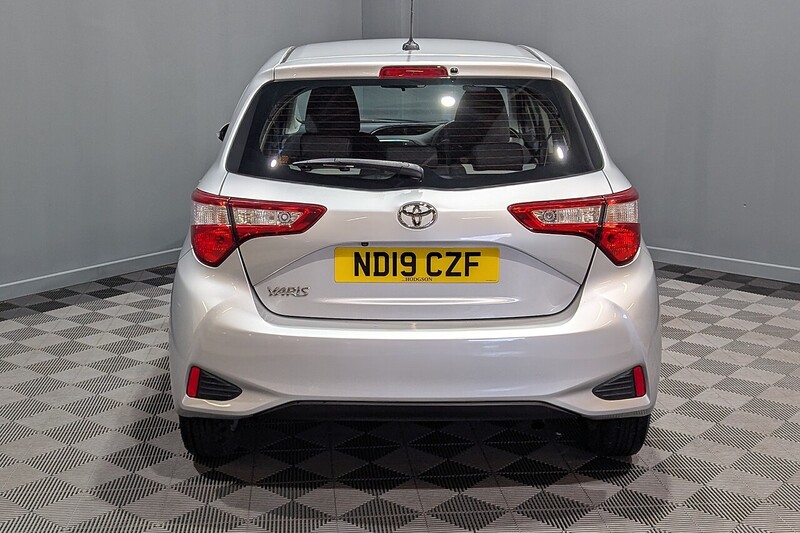 Used Toyota Yaris 2019 for sale - 76618266: Photo 30