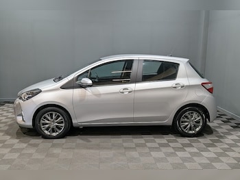 Used Toyota Yaris 2019 for sale - 76618266: Photo