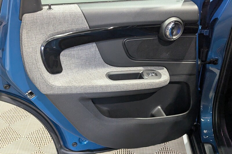 Used MINI Countryman 2017 for sale - 78056774: Photo 31