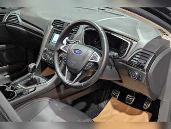 Used Ford Mondeo 2017 for sale - 76808354: Photo