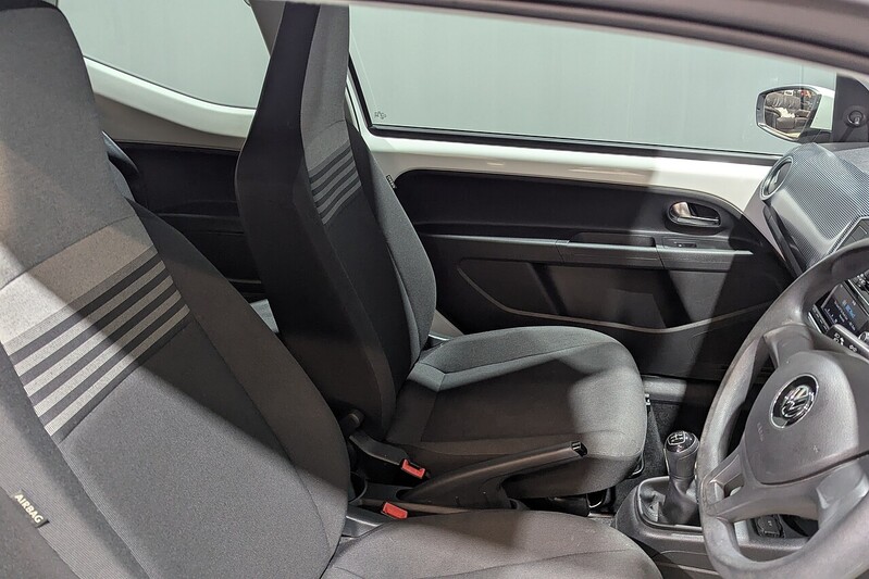 Used Volkswagen up! 2016 for sale - 77234458: Photo 12