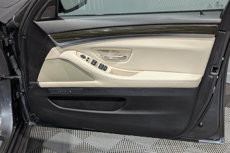 Used BMW 5 Series 2015 for sale - 77850915: Photo 23