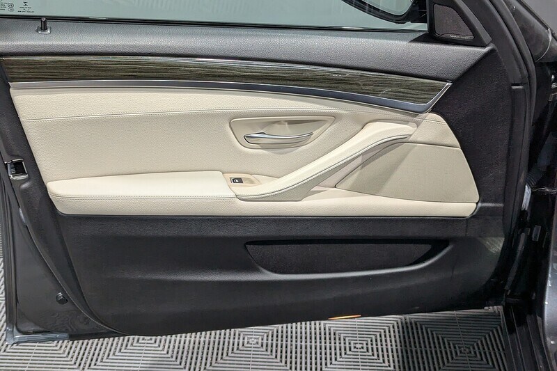 Used BMW 5 Series 2015 for sale - 77850915: Photo 34