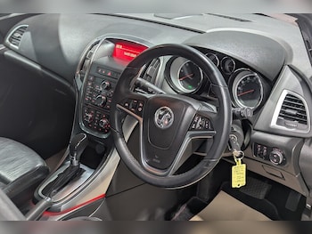 Used Vauxhall Astra 2014 for sale - 79023353: Photo