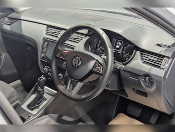 Used Skoda Octavia 2018 for sale - 79434144: Photo