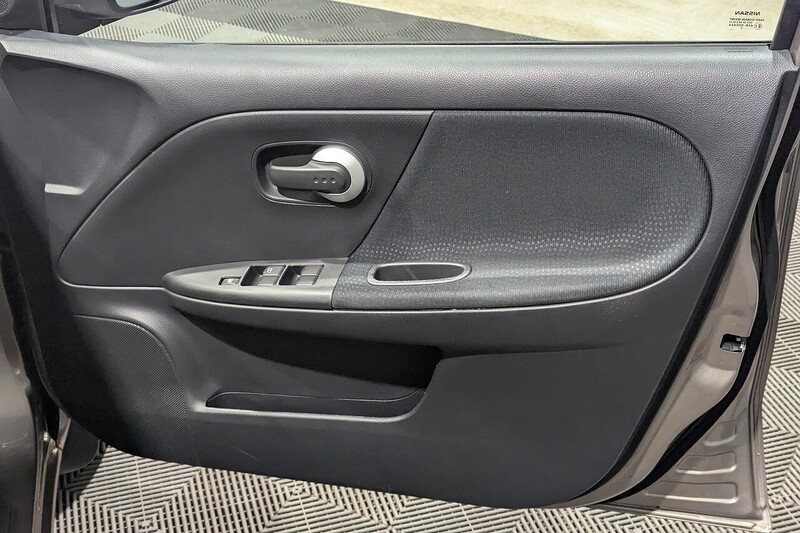 Used Nissan Note 2013 for sale - 76626817: Photo 23