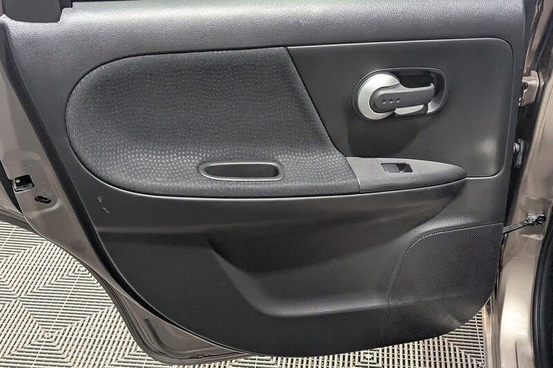 Used Nissan Note 2013 for sale - 76626817: Photo 30