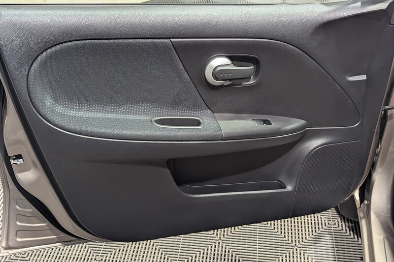 Used Nissan Note 2013 for sale - 76626817: Photo 33