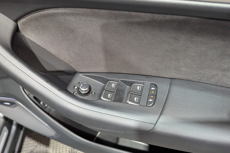 Used Audi Q3 2017 for sale - 76626820: Photo 26