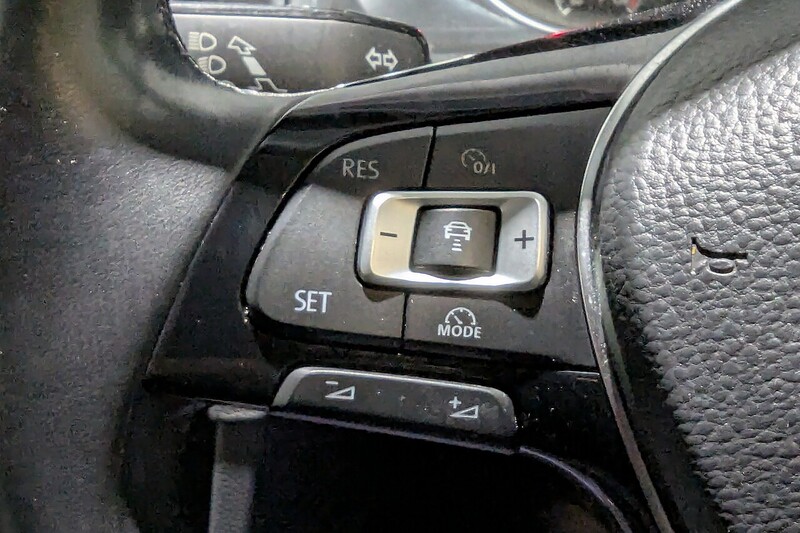 Used Volkswagen Golf 2018 for sale - 77153963: Photo 18