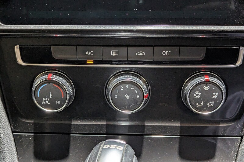 Used Volkswagen Golf 2018 for sale - 77153963: Photo 8