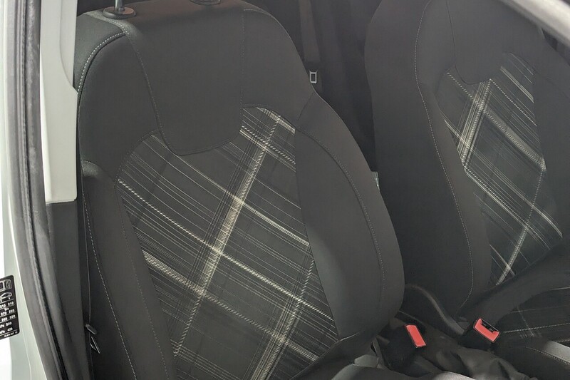 Used Vauxhall Corsa 2015 for sale - 77129162: Photo 24