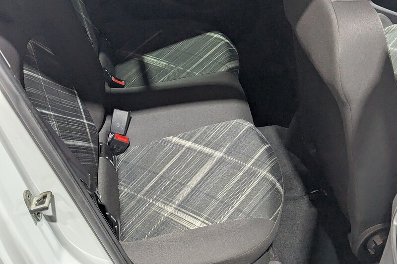 Used Vauxhall Corsa 2015 for sale - 77129162: Photo 26