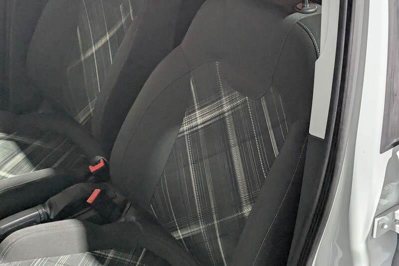 Used Vauxhall Corsa 2015 for sale - 77129162: Photo 35