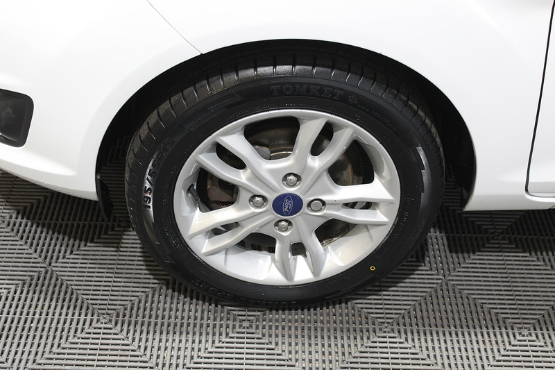 Used Ford Fiesta 2017 for sale - 77055088: Photo 12