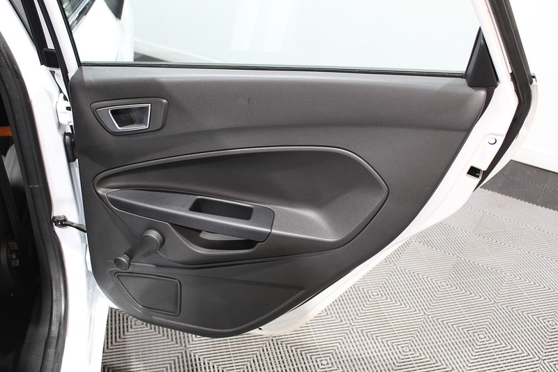 Used Ford Fiesta 2017 for sale - 77055088: Photo 17