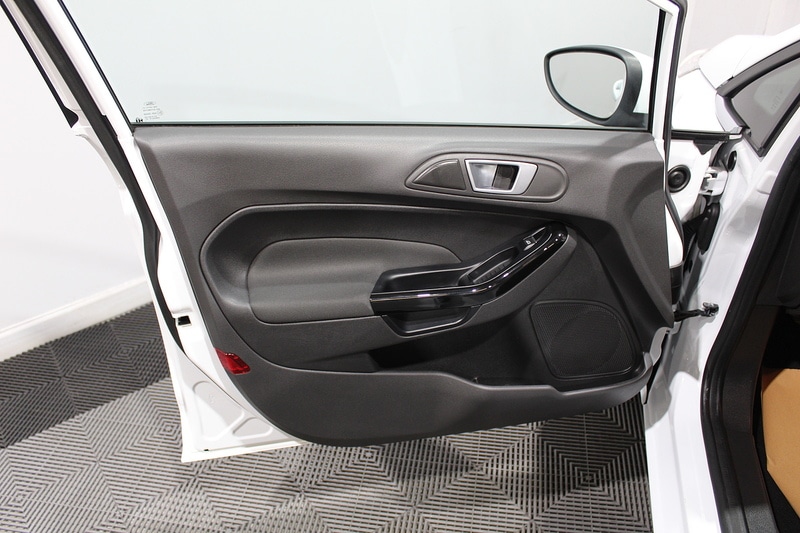 Used Ford Fiesta 2017 for sale - 77055088: Photo 24