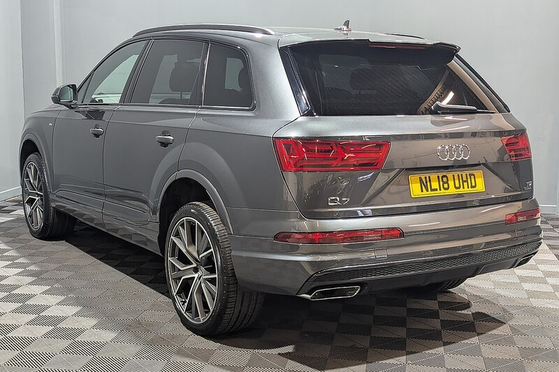 Used Audi Q7 2018 for sale - 76626821: Photo 12