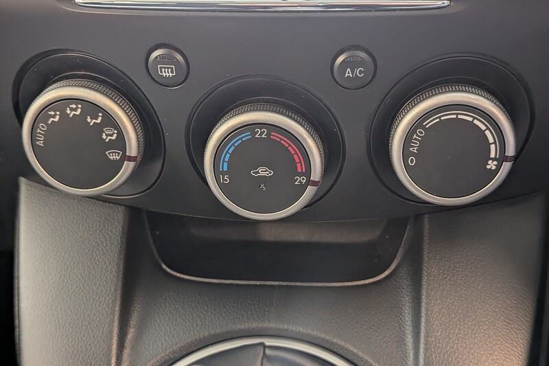 Used Mazda Mazda2 2013 for sale - 76740863: Photo 18