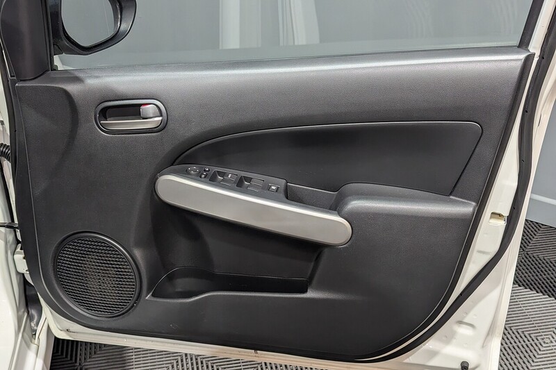 Used Mazda Mazda2 2013 for sale - 76740863: Photo 20