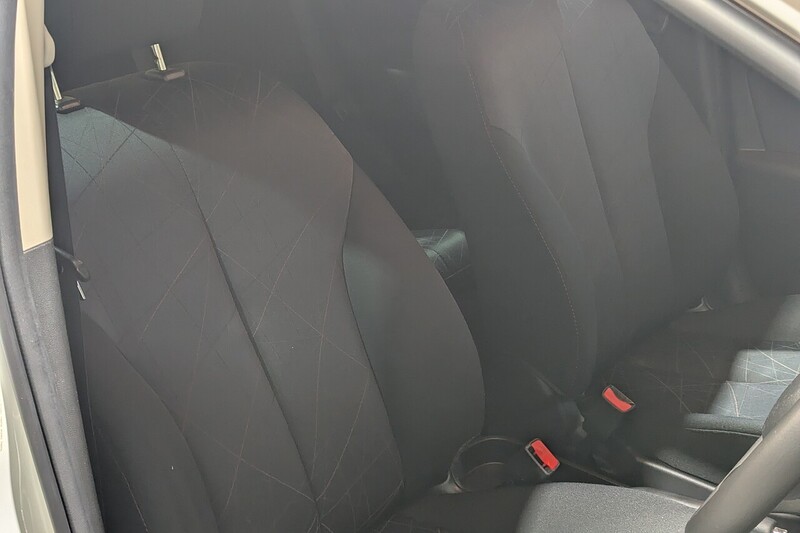 Used Mazda Mazda2 2013 for sale - 76740863: Photo 22