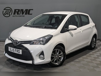 Used Toyota Yaris 2015 for sale - 78534349: Photo