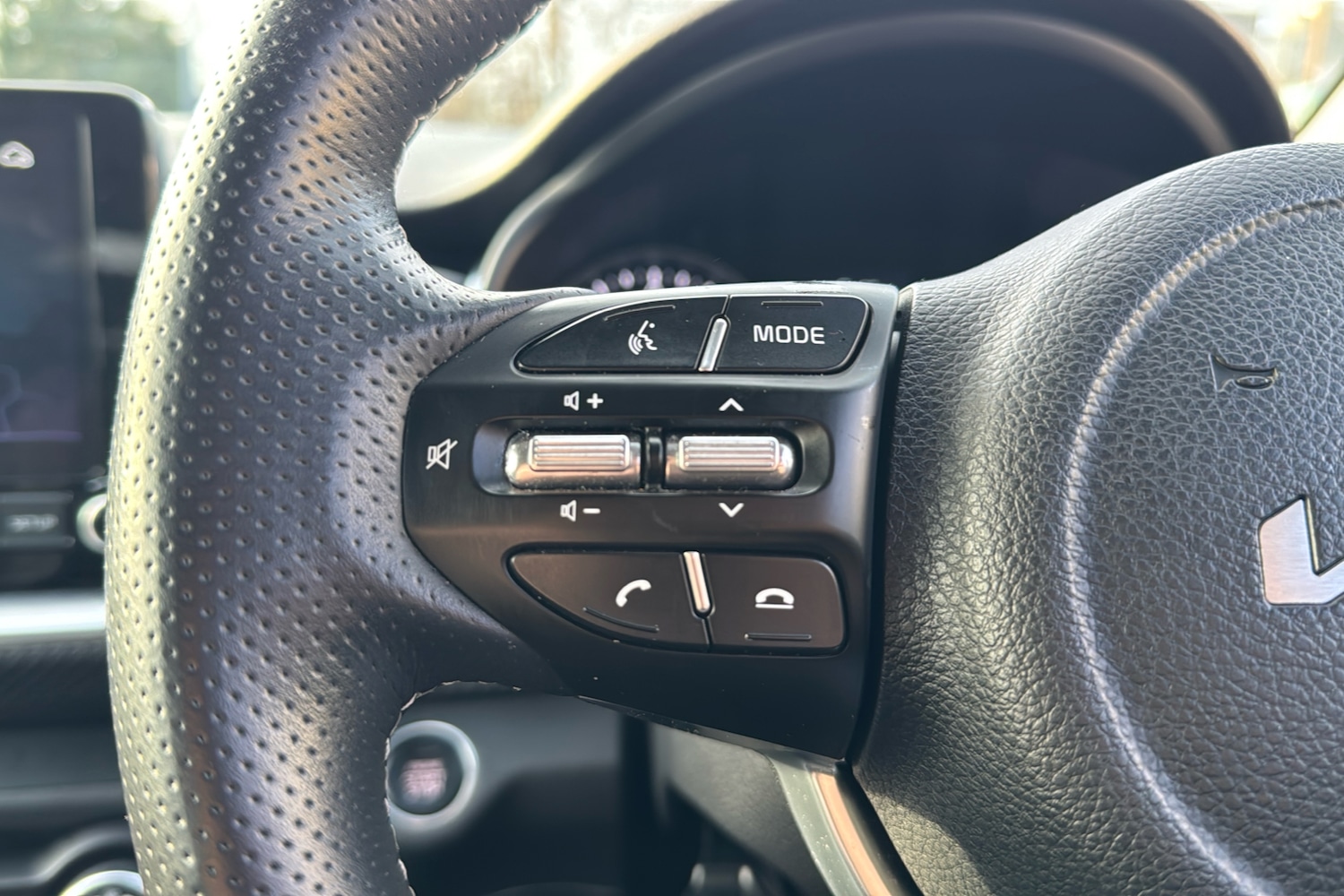 Used Kia Stonic 2024 for sale - 77311277: Photo 17