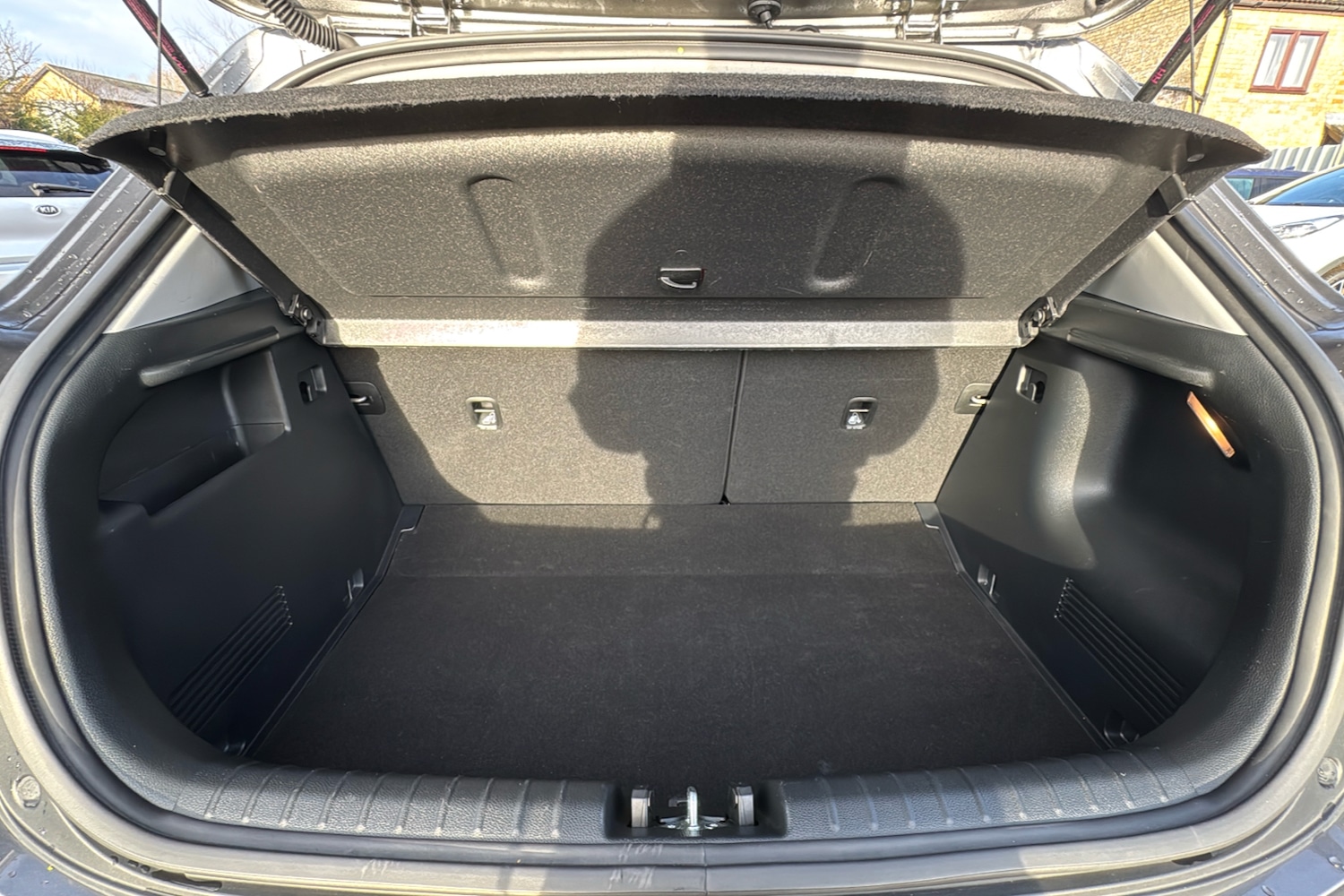 Used Kia Stonic 2024 for sale - 77311277: Photo 19