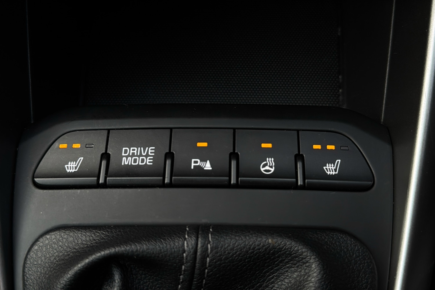 Used Kia Stonic 2024 for sale - 77311277: Photo 22