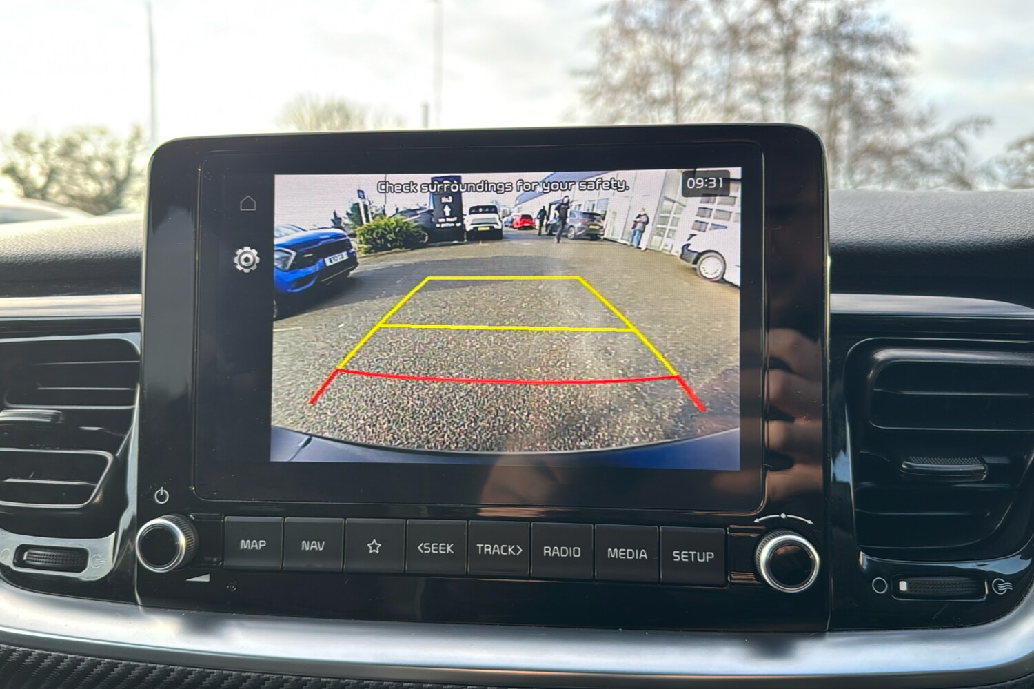 Used Kia Stonic 2024 for sale - 77311277: Photo 23