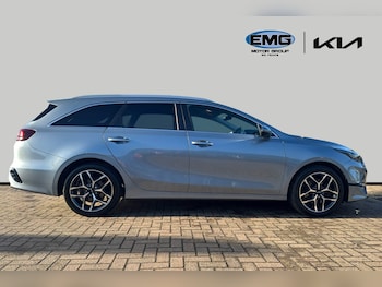 Used Kia Ceed 2023 for sale - 77527829: Photo